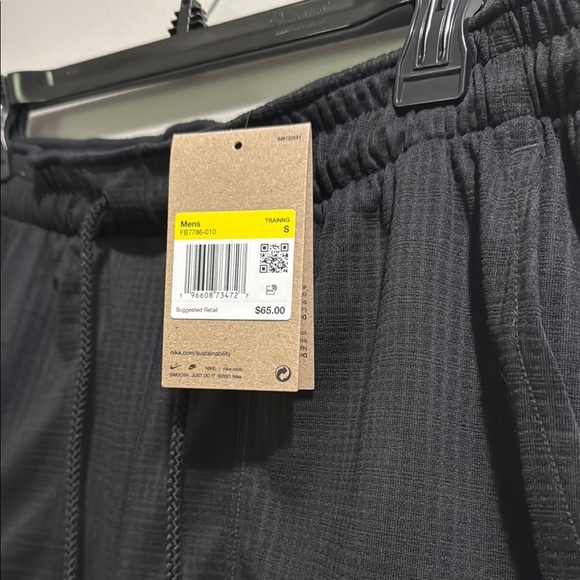 Nike Men's YOGA Dri-FIT 5" Unlined Shorts - Picture 7 of 9